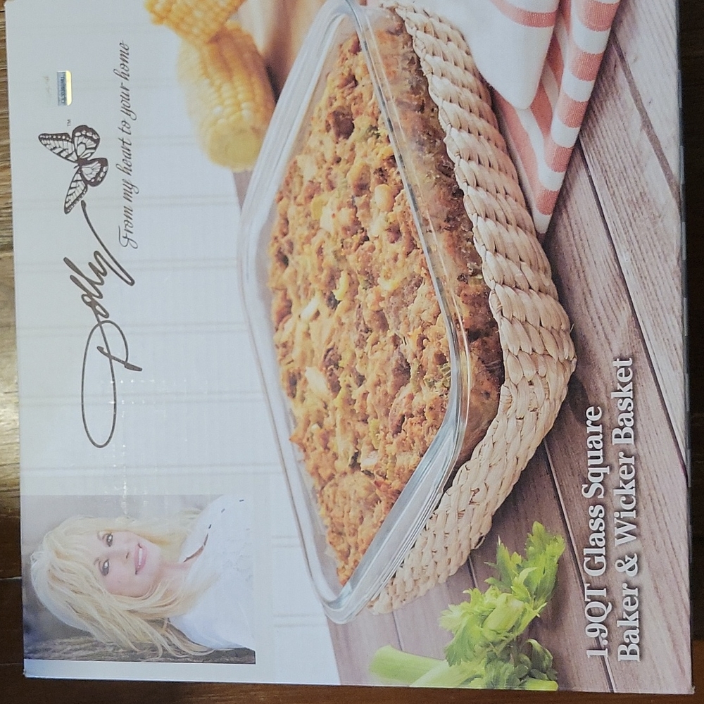 1.9qt glass square baker and wicker basket